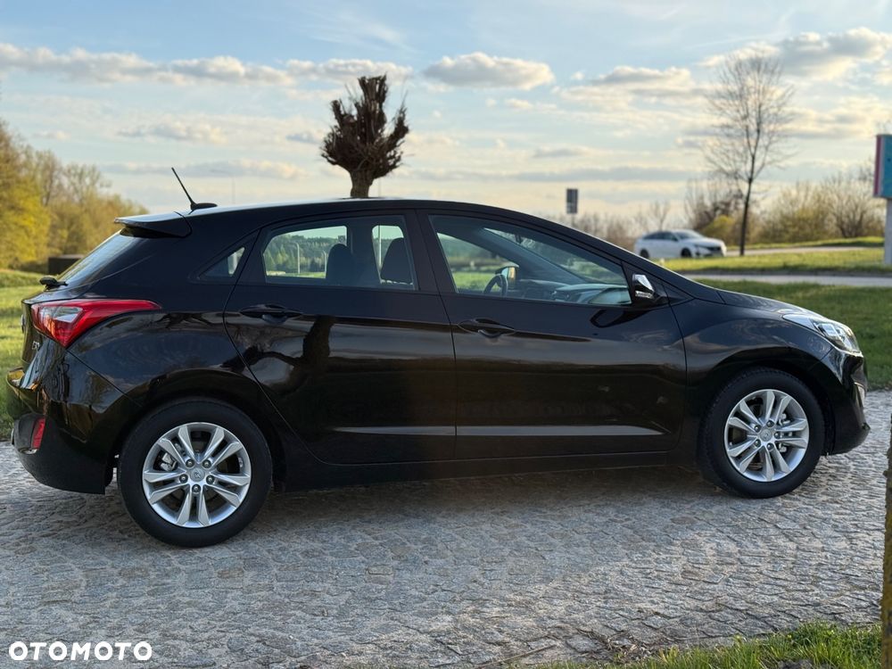 Hyundai i30 1.4 Fifa World Cup Edition - 8