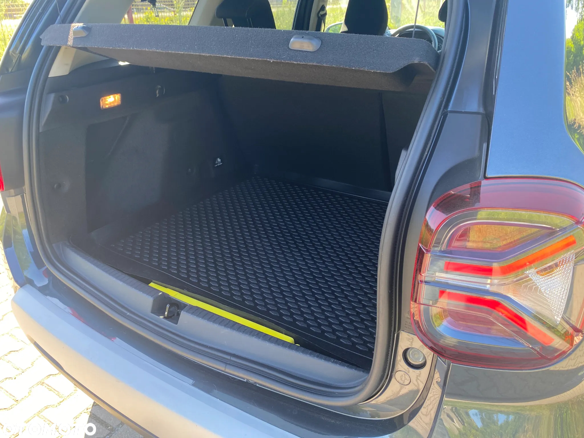 Dacia Duster 1.0 TCe Prestige - 8