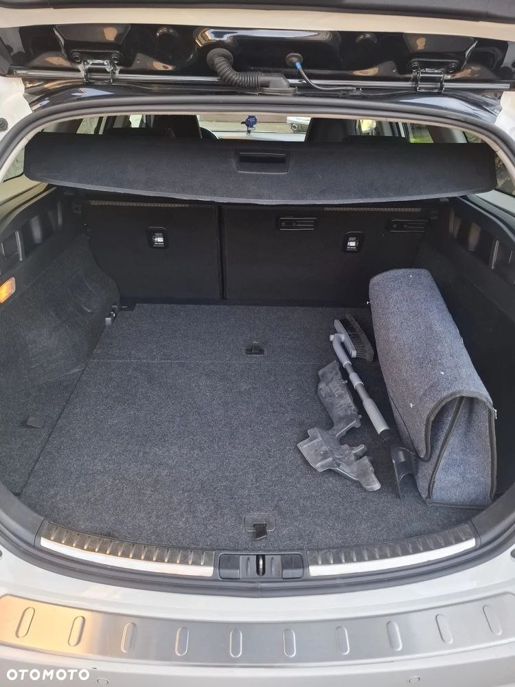 Toyota Auris 1.6 Selection - 10