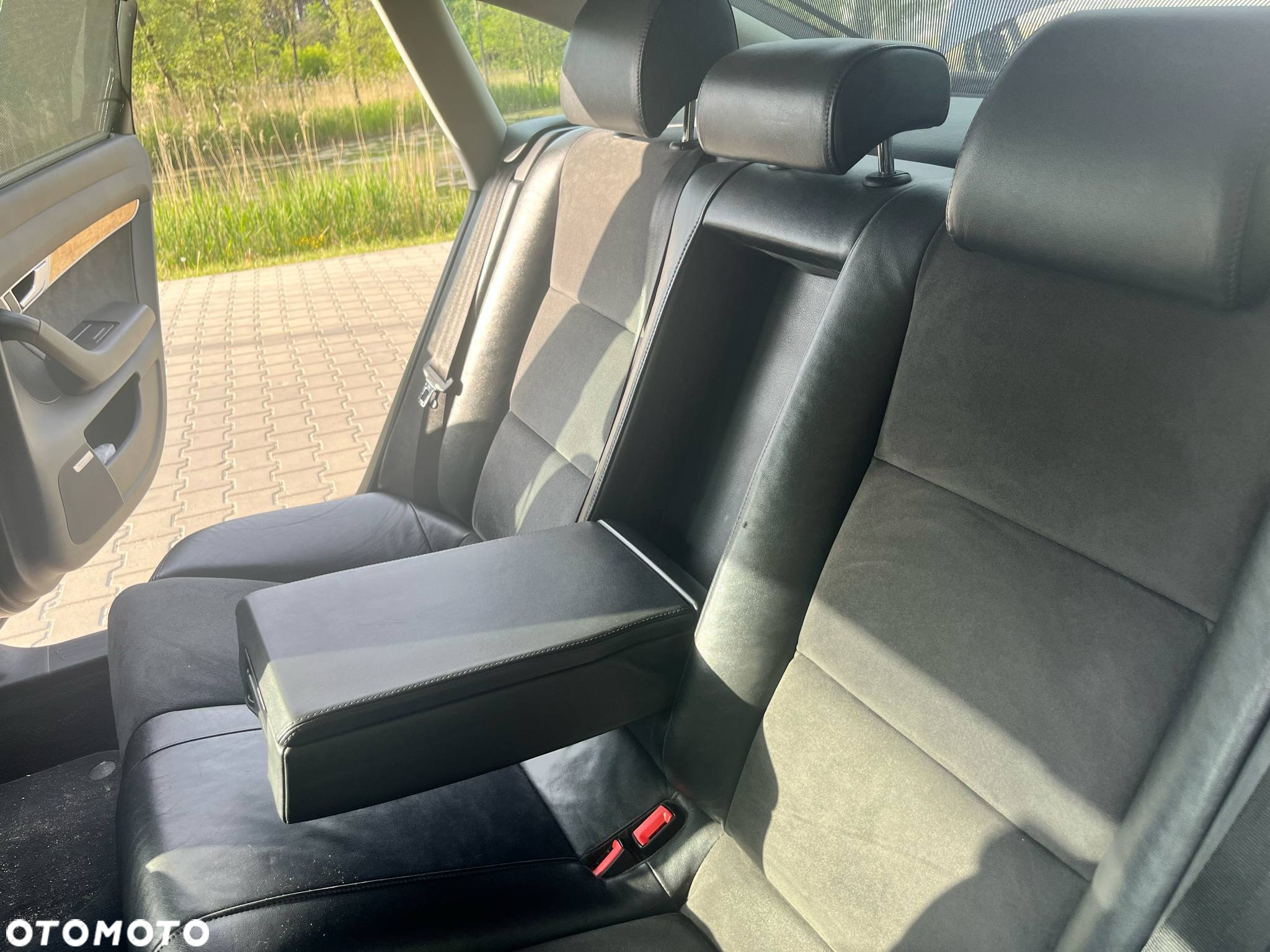 Audi A6 2.4 - 10