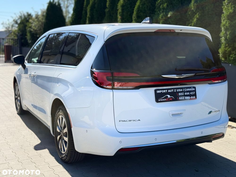 Chrysler Pacifica - 7