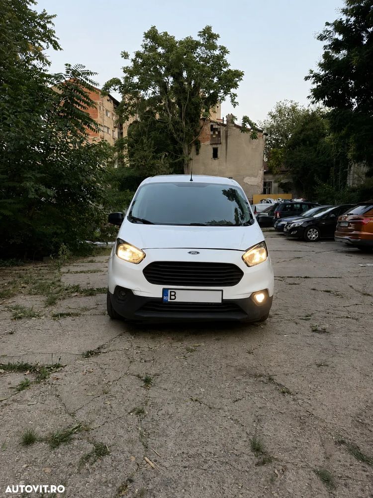 Ford Courier - 2