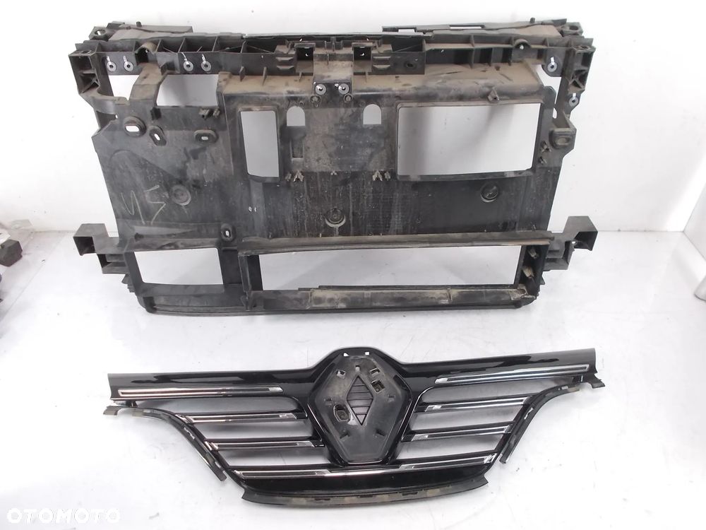 Chłodnica MEGANE IV ATRAPA grill - 2