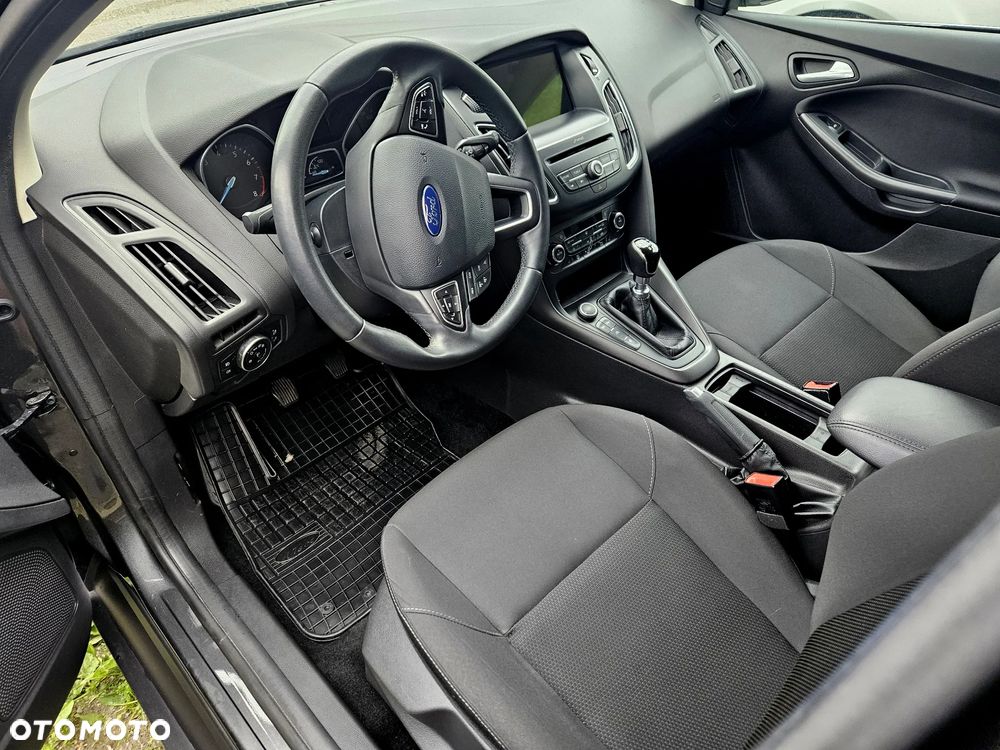 Ford Focus 1.5 EcoBoost Start-Stopp-System Business Edition - 14