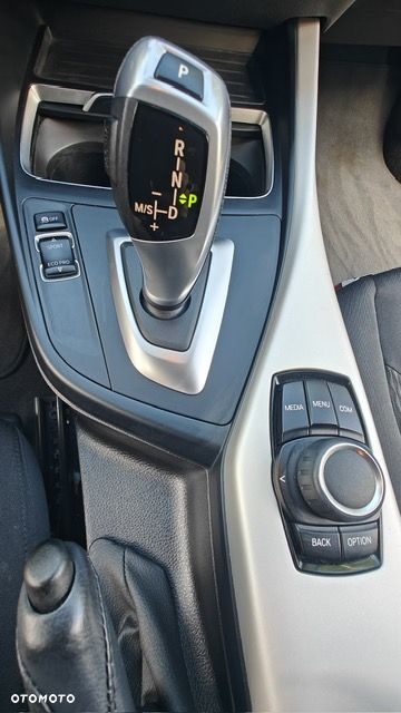 BMW Seria 1 118i - 20