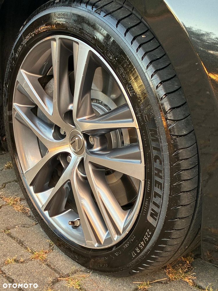 Lexus IS 200t Elegance - 12