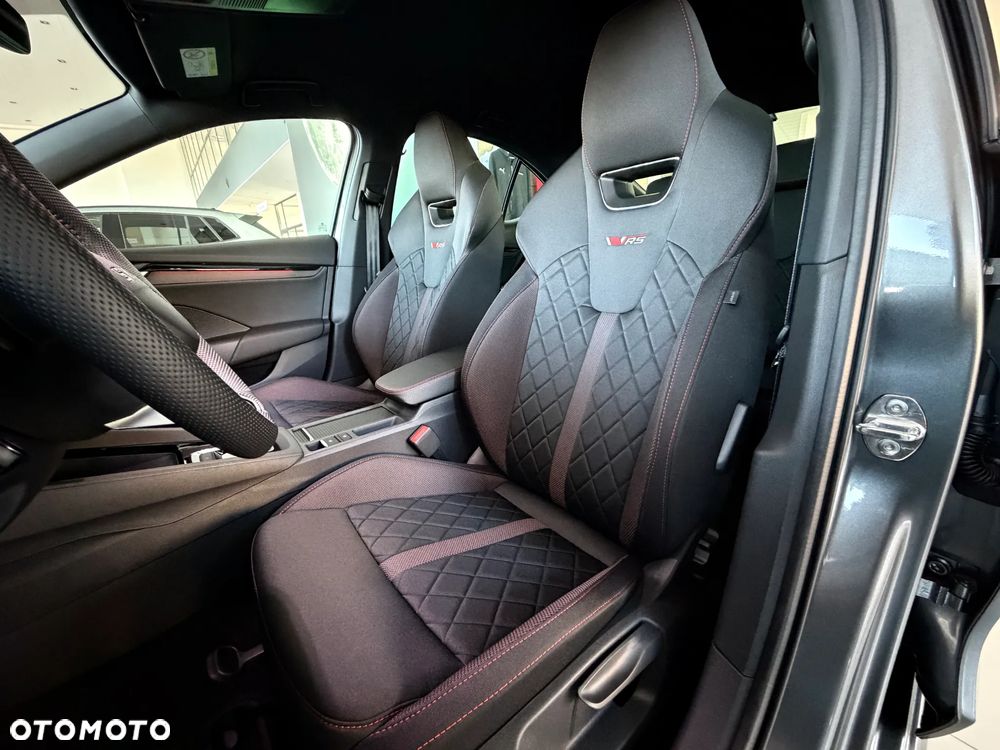 Skoda Octavia 2.0 TSI RS DSG - 21