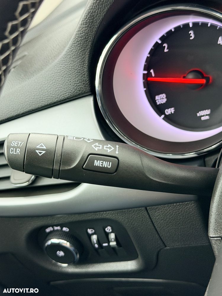 Opel Astra 1.6 D Start/Stop Sports Tourer Business - 27