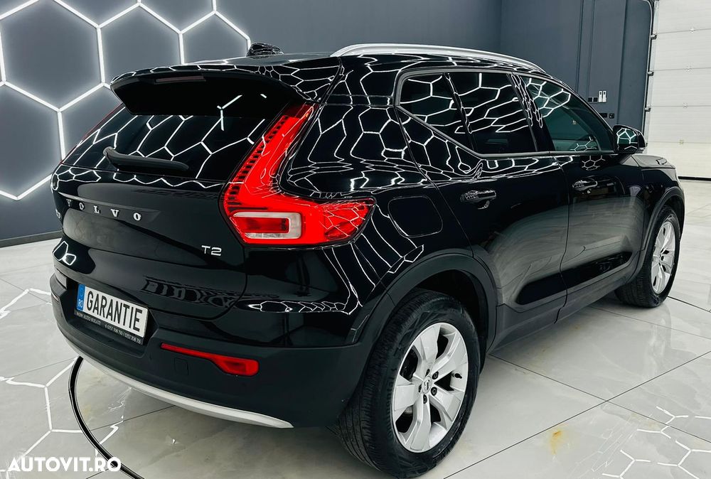 Volvo XC 40 T2 Momentum Core - 5