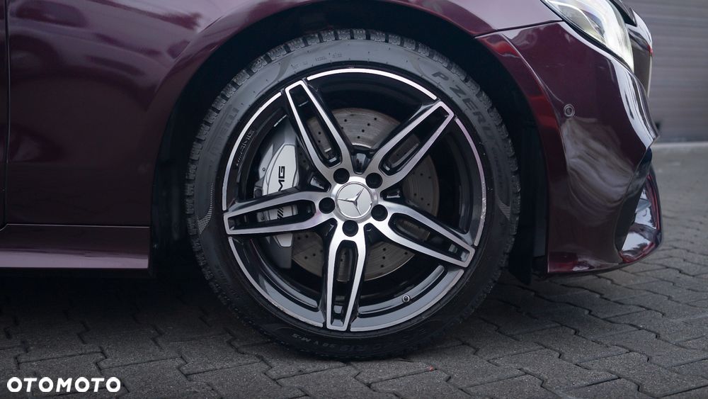 Mercedes-Benz Klasa E - 8