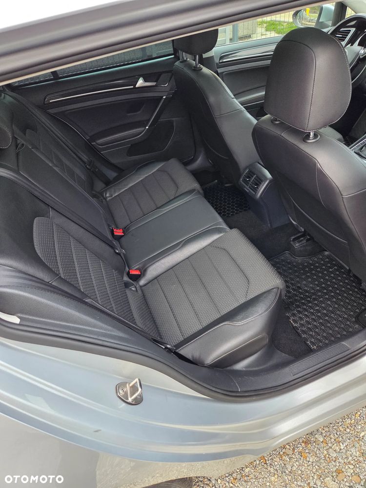 Volkswagen Golf 2.0 TDI (BlueMotion Technology) Highline - 20