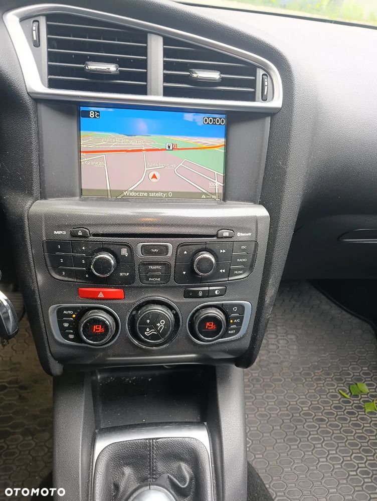 Citroën C4 1.6 HDi Seduction - 10