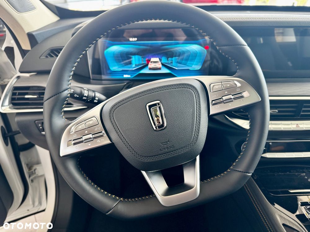 Bestune T77 1.5T Business DCT - 9