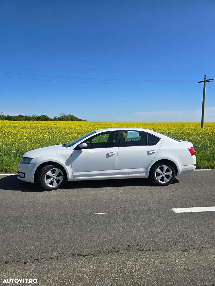 Skoda Octavia 2.0 TDI ELEGANCE - 3