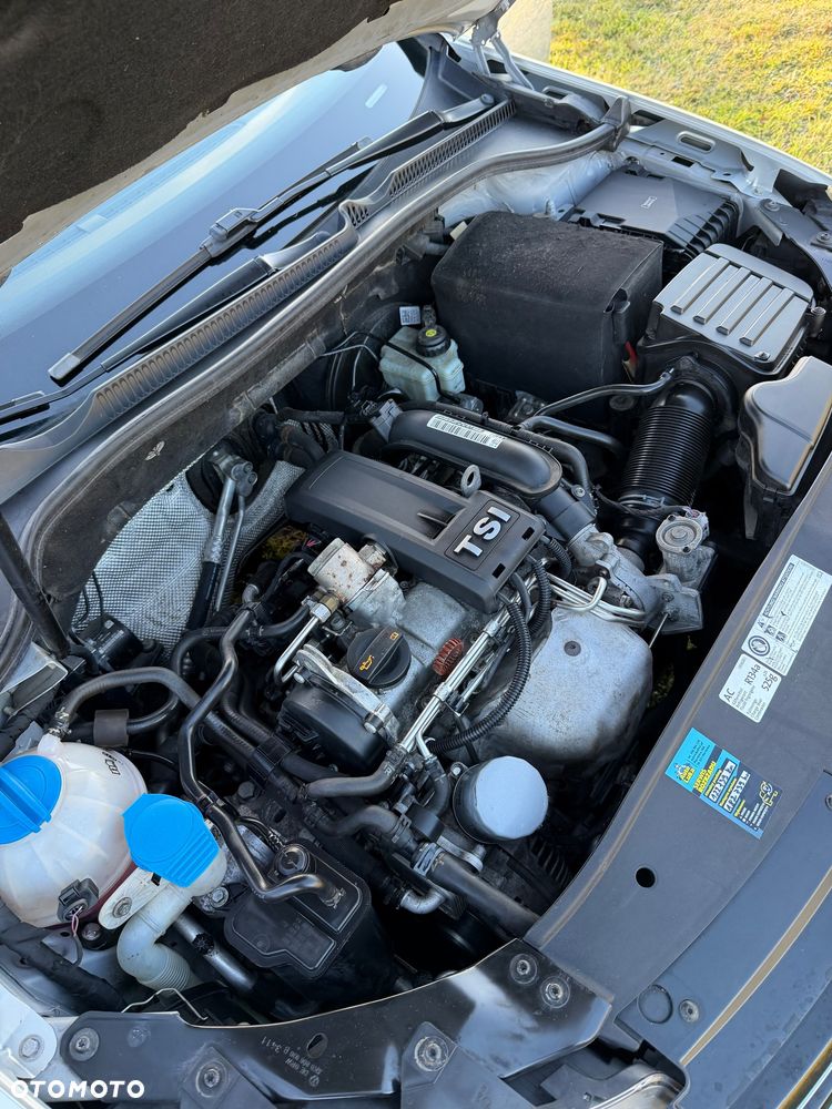 Volkswagen Golf - 36