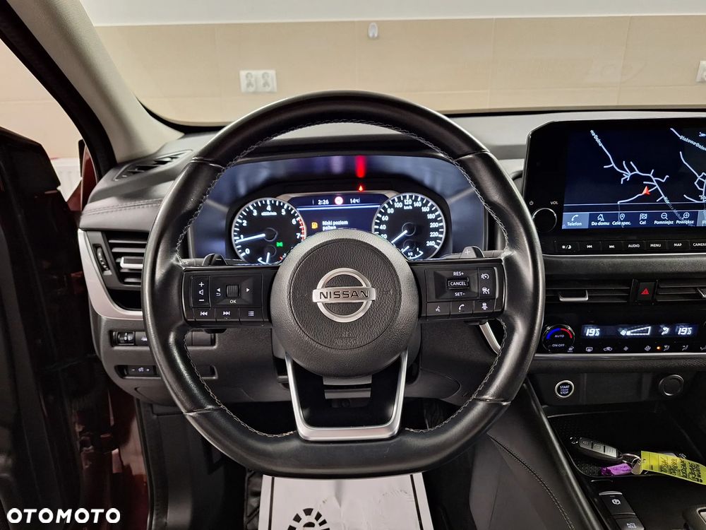 Nissan Qashqai 1.3 DIG-T DCT N-CONNECTA - 33