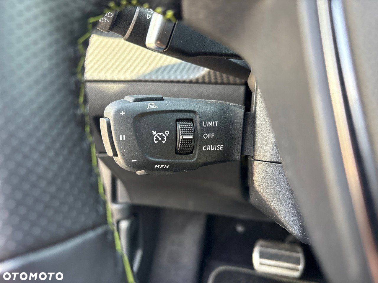 Peugeot 2008 1.2 PureTech GT S&S EAT8 - 16