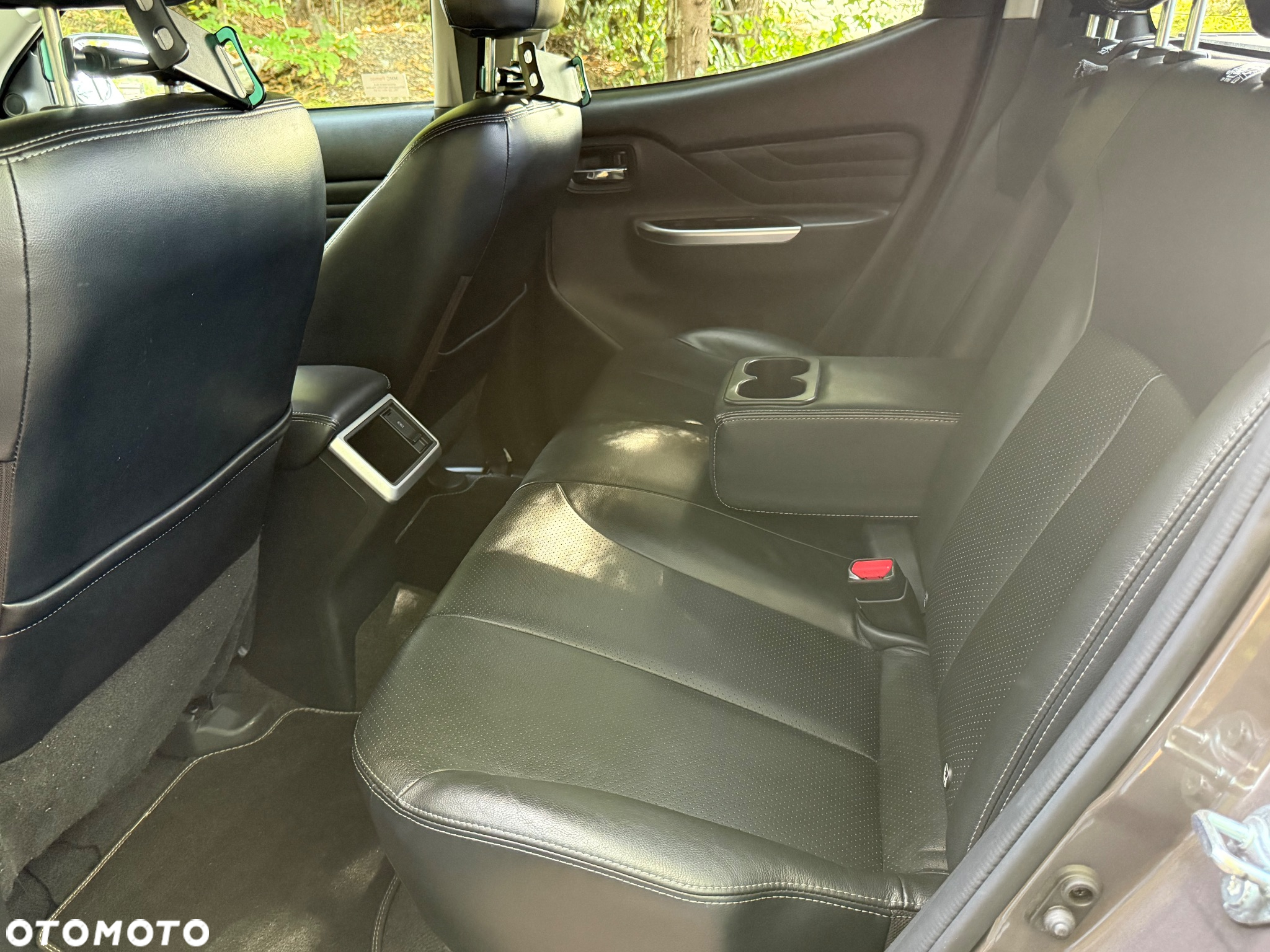 Mitsubishi L200 2.2 d DC Instyle Plus - 24
