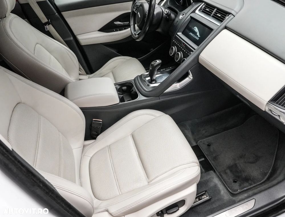 Jaguar E-Pace D150 AWD S - 12