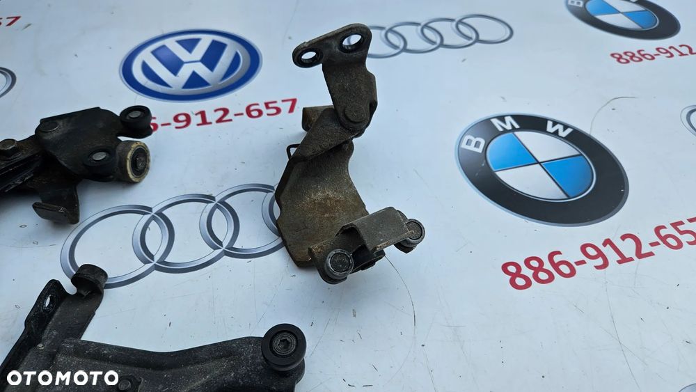 Mazda 5 I CR 2005-2010 ROLKA PROWADNICA DRZWI TYŁ KOMPLET LEWY - 5