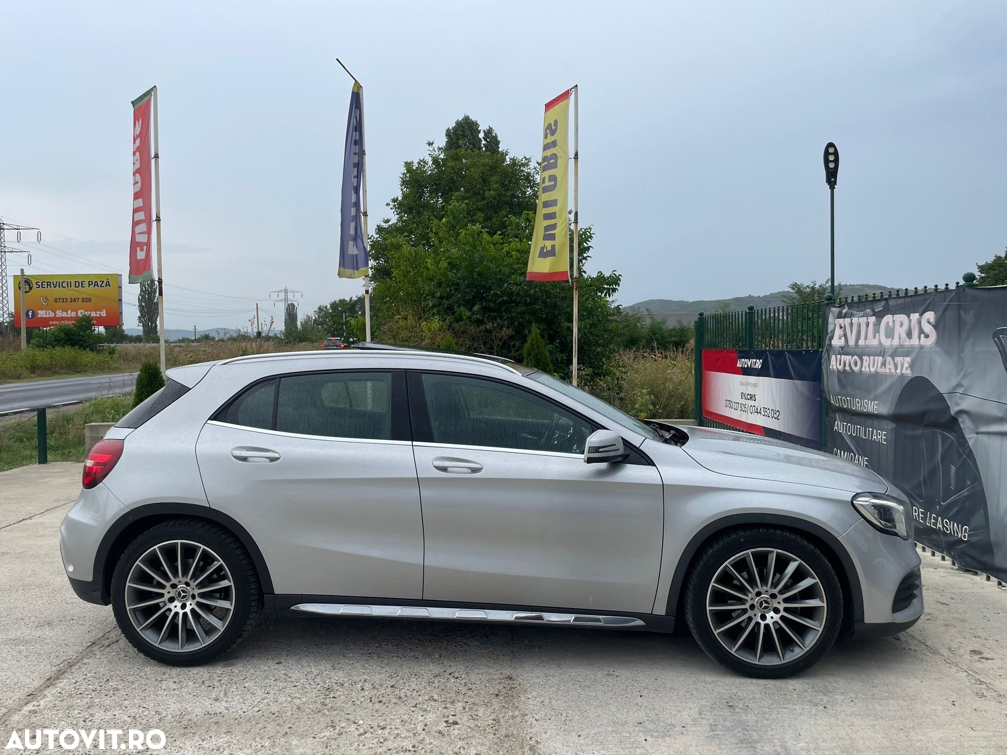 Mercedes-Benz GLA 200 d Aut. - 19