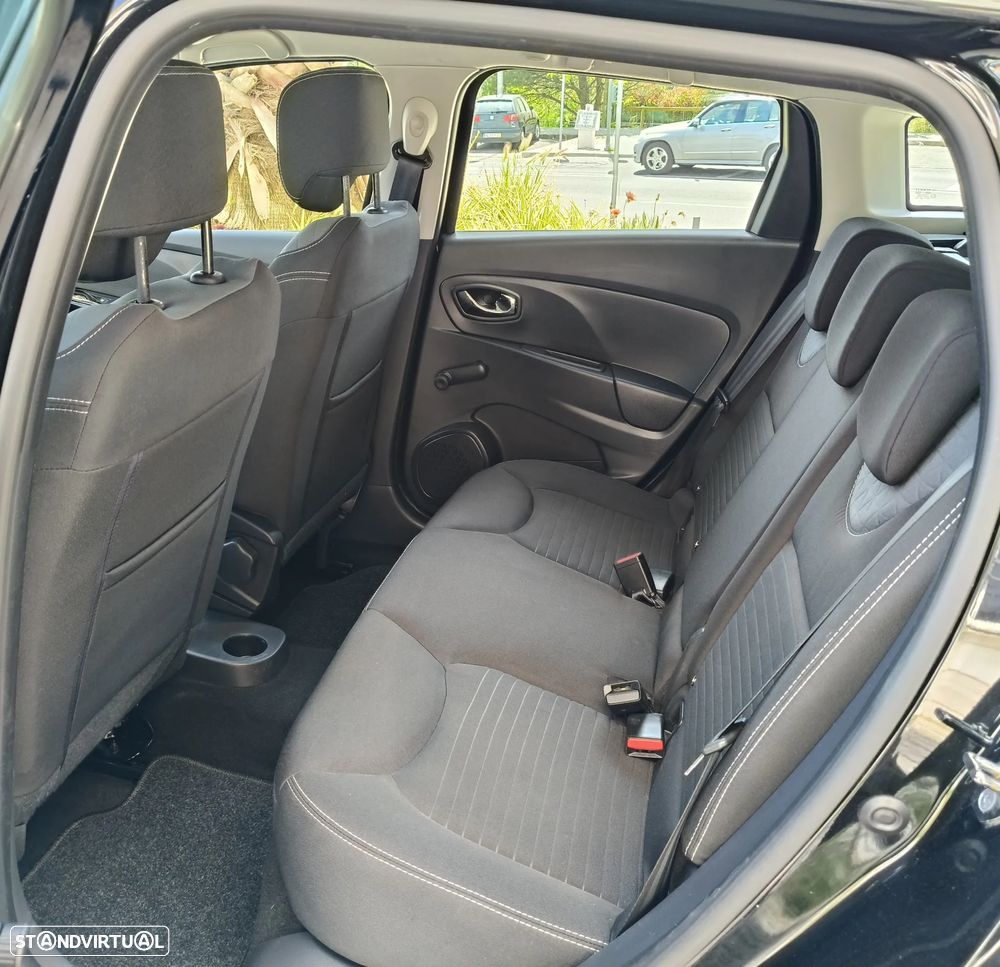 Renault Clio Sport Tourer 1.5 dCi Dynamique S - 20
