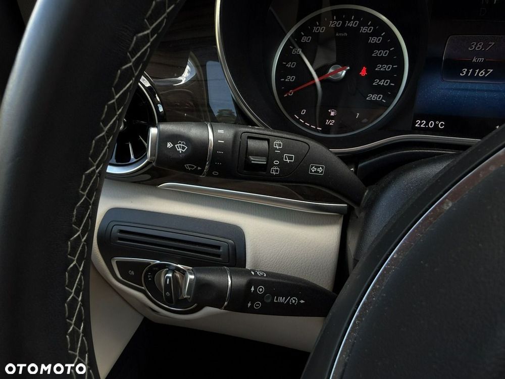 Mercedes-Benz Klasa V 250 d extralang 9G-TRONIC Avantgarde - 11