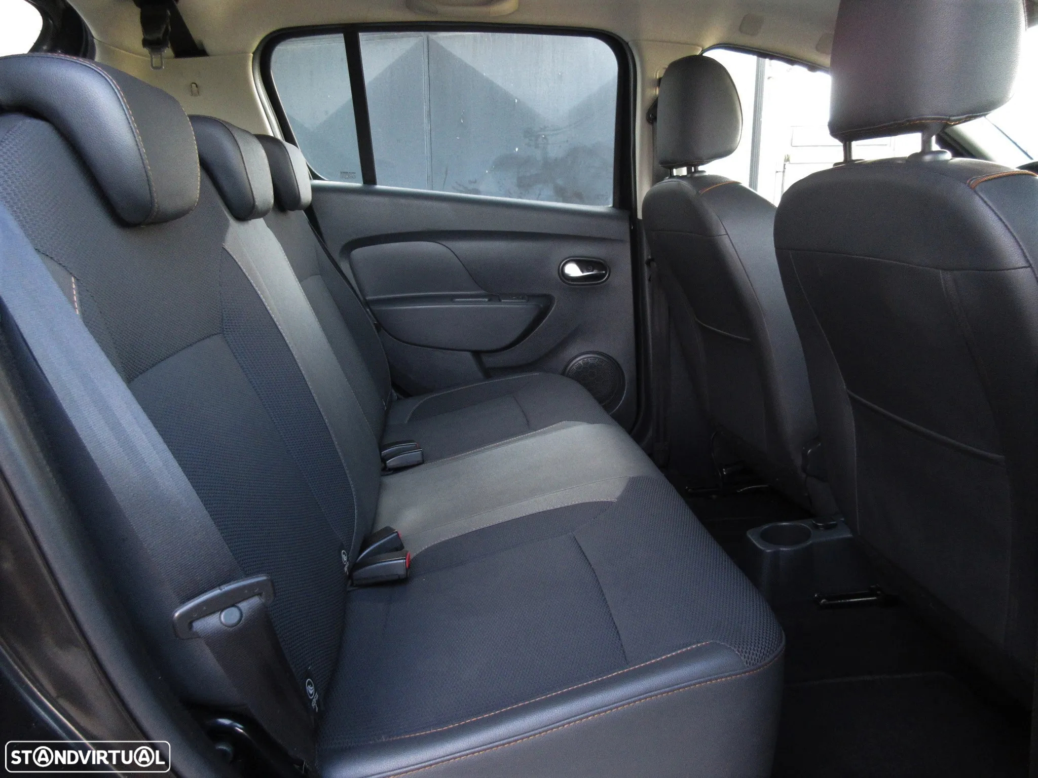 Dacia Sandero 1.5 Blue dCi Stepway - 34