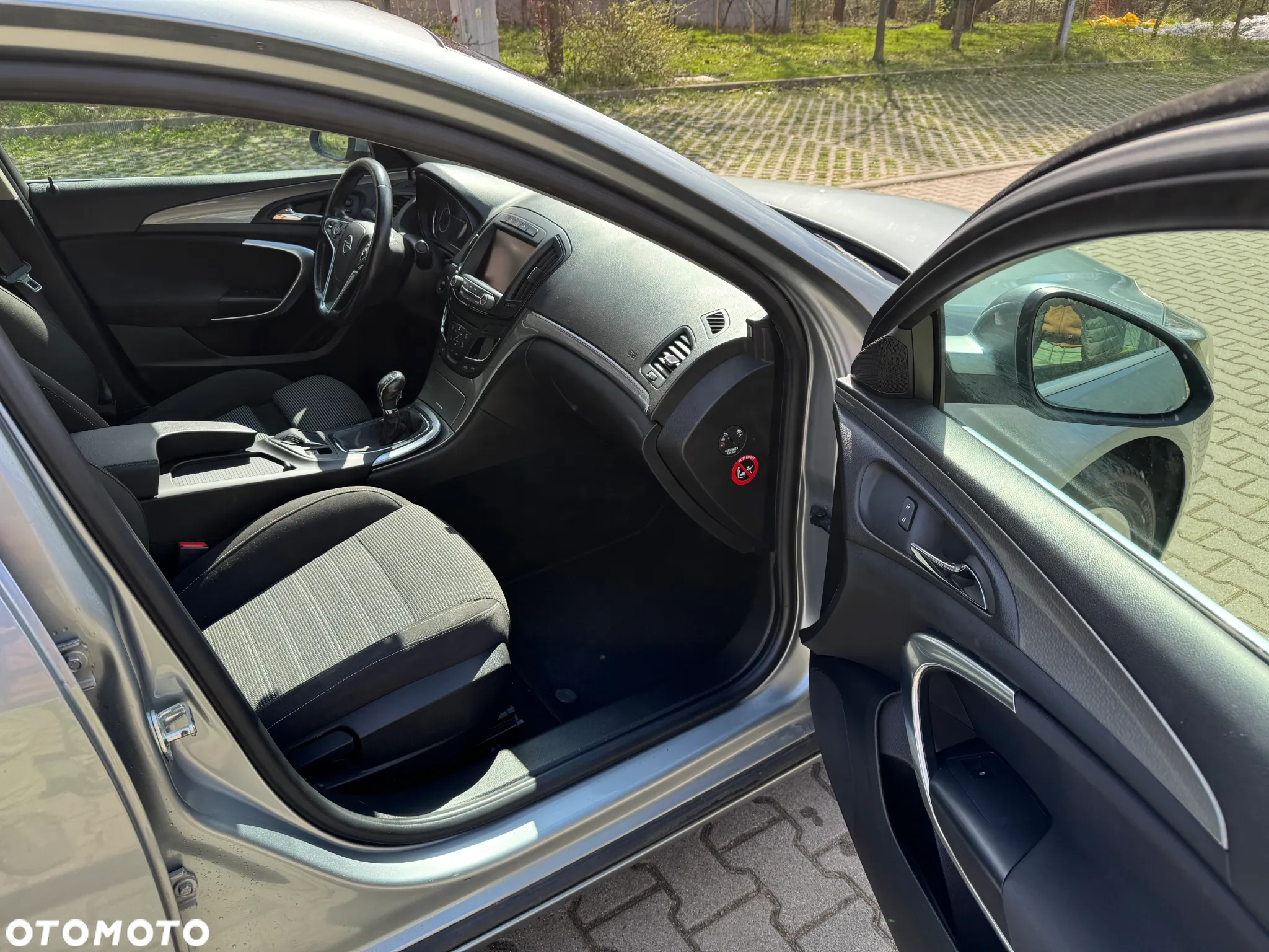 Opel Insignia - 8