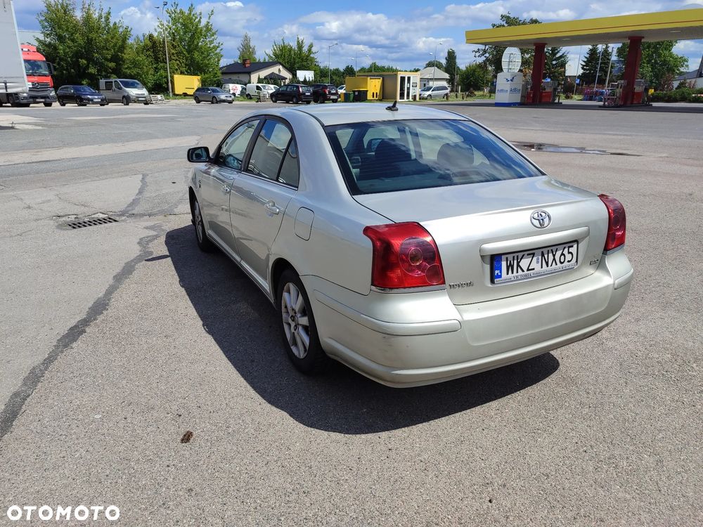 Toyota Avensis 2.0 D-4D High - 4