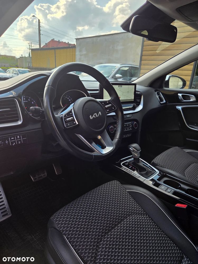 Kia Ceed 1.5 T-GDI L Business Line Plus DCT - 13