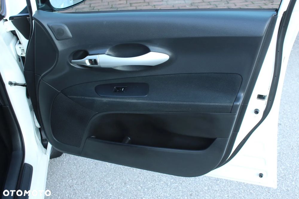 Toyota Auris 1.6 Executive - 32