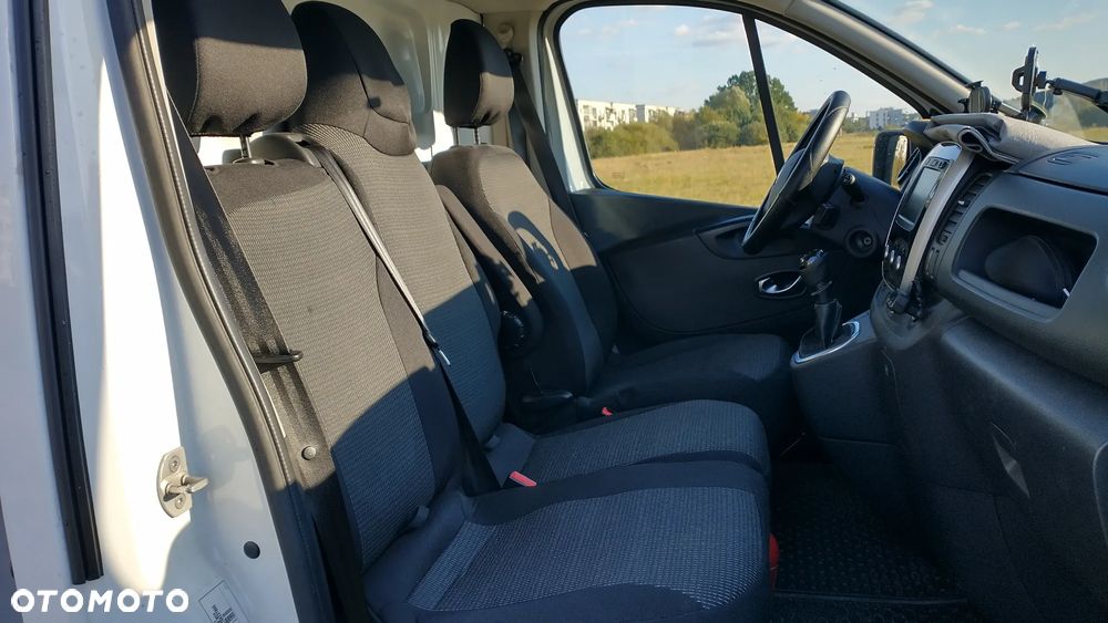 Renault Trafic - 18