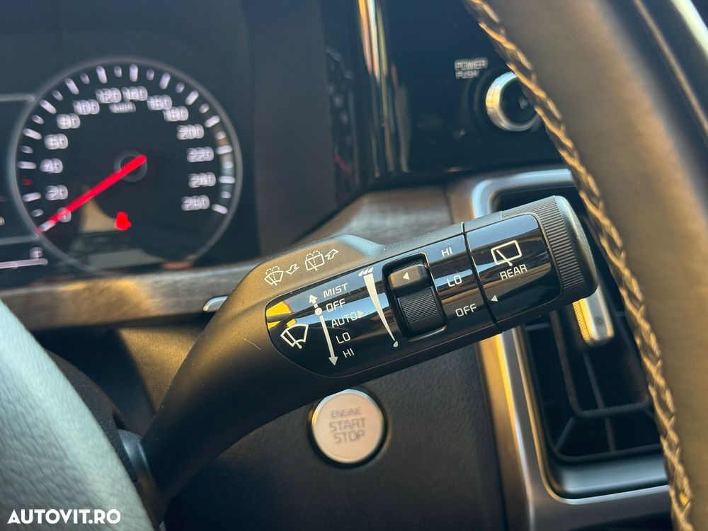Kia Sorento - 28