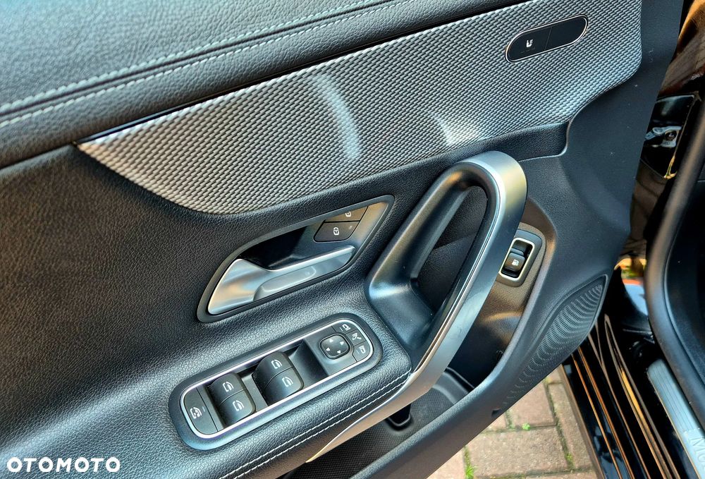Mercedes-Benz CLA 250 e 8G-DCT Progressive Line Advanced - 18