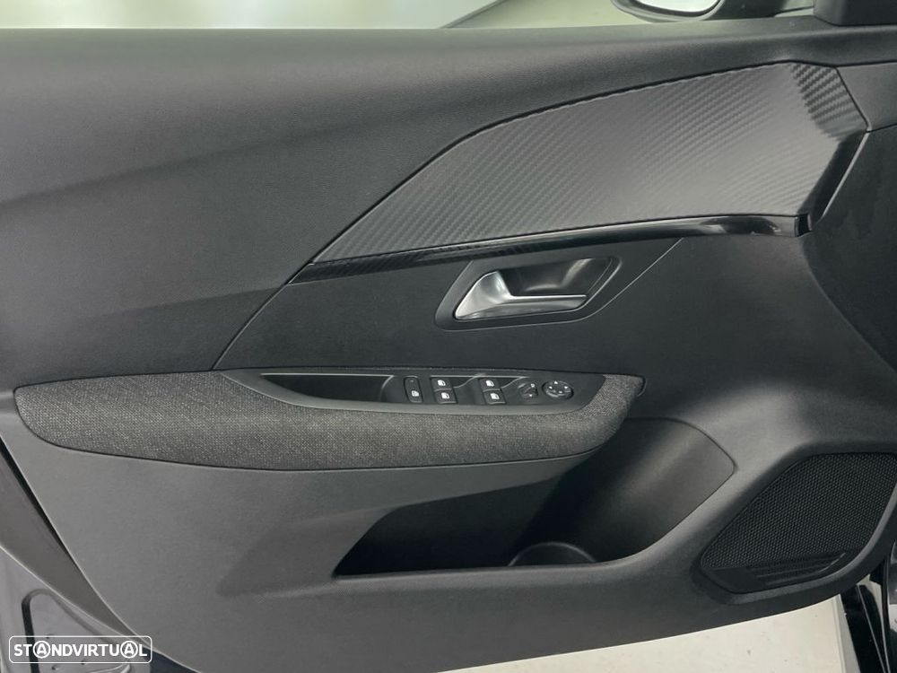 Peugeot 208 1.2 PureTech Style - 17