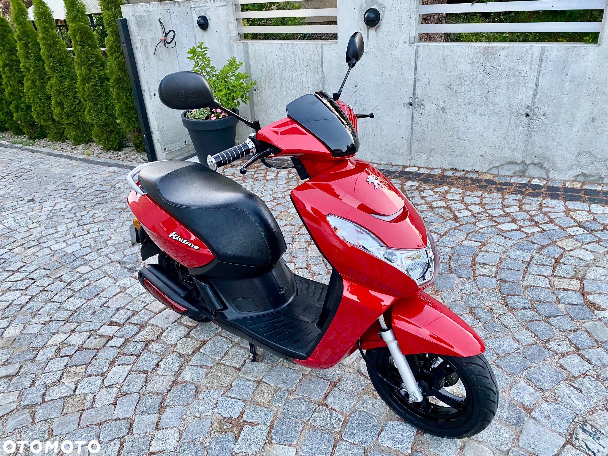 Peugeot Kisbee - 1