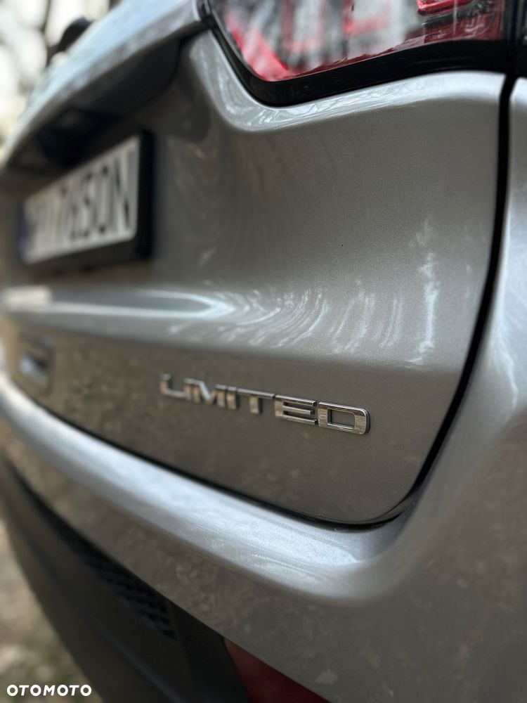 Jeep Compass - 23