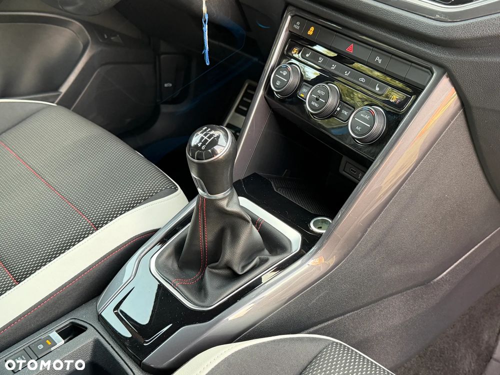 Volkswagen T-Roc 2.0 TDI SCR DPF Premium - 25