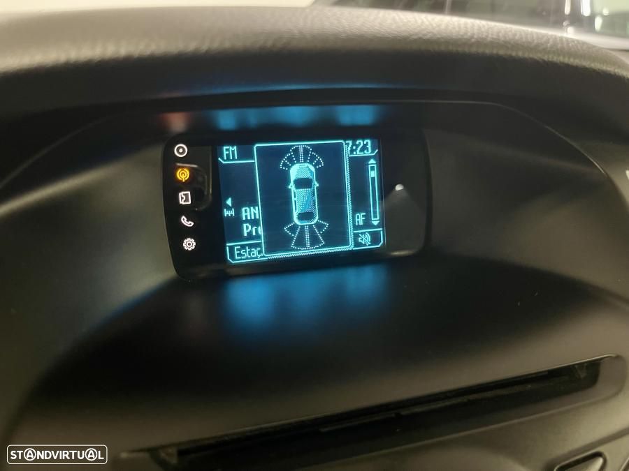 Ford Focus 1.0 SCTi Titanium Best - 13