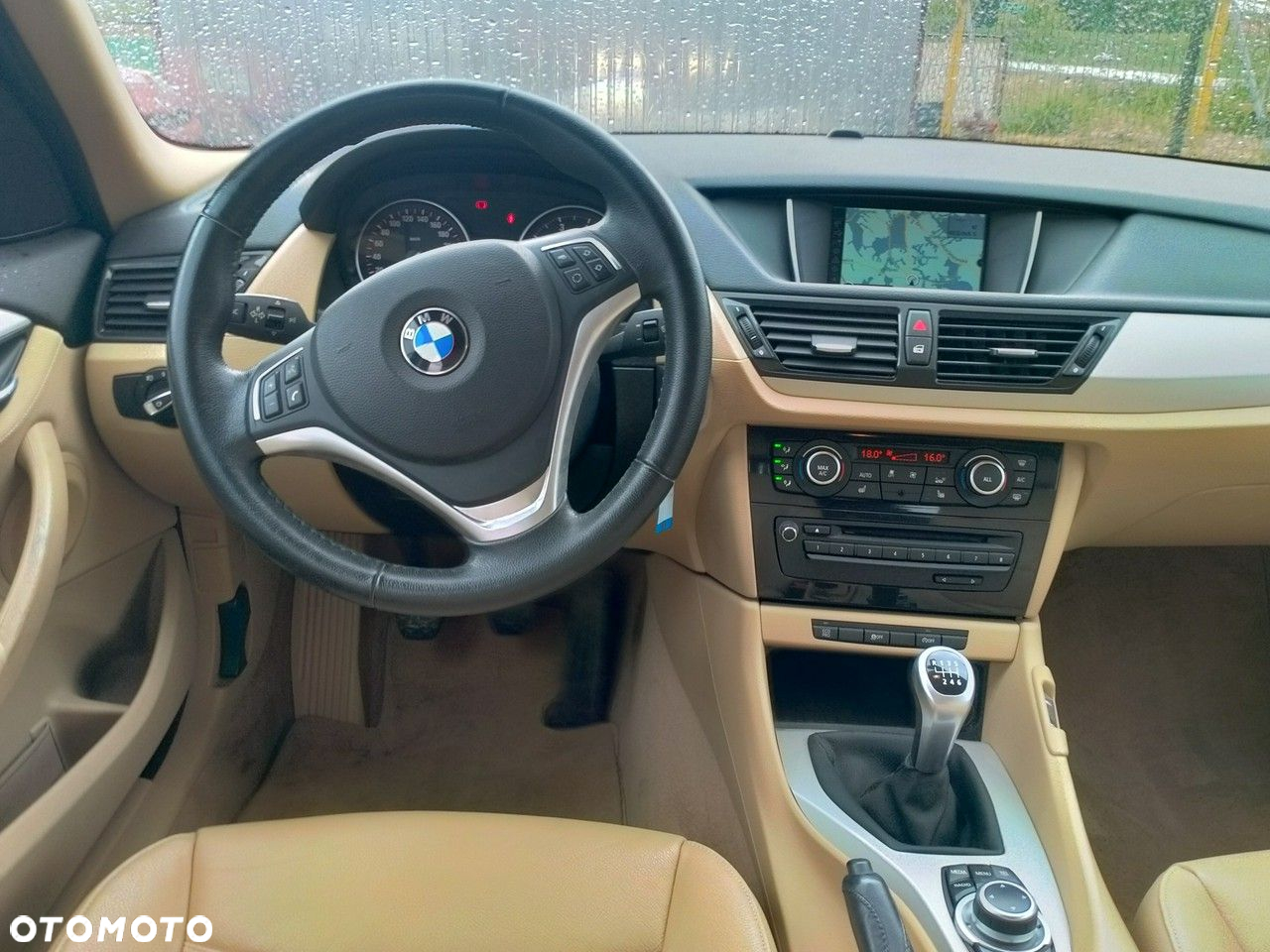 BMW X1 sDrive20i - 13