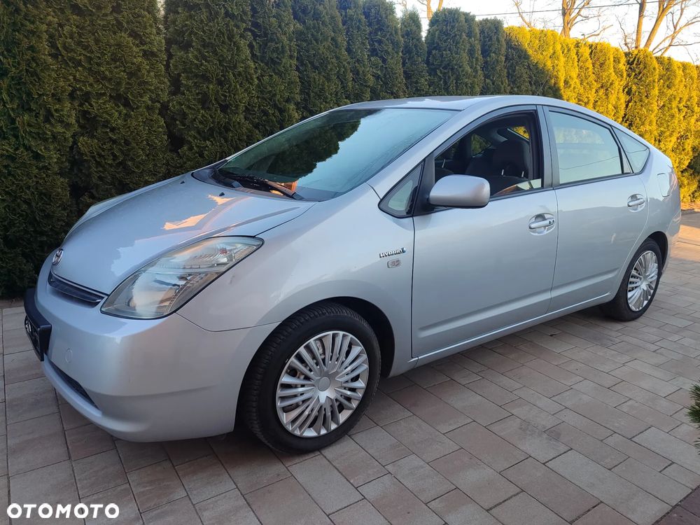 Toyota Prius - 21