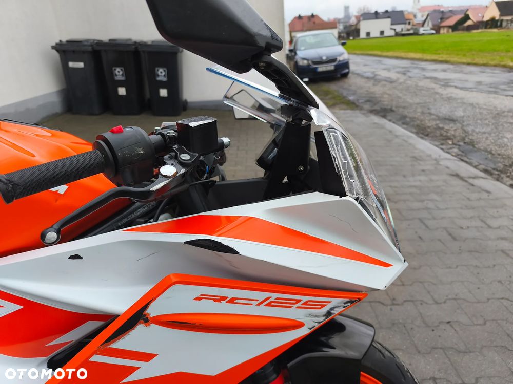 KTM RC 125 - 18