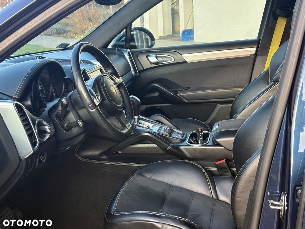 Porsche Cayenne GTS Tiptronic S - 10