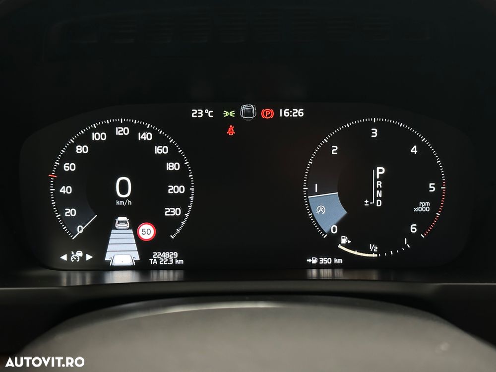 Volvo XC 90 D5 AWD Geartronic Inscription - 9