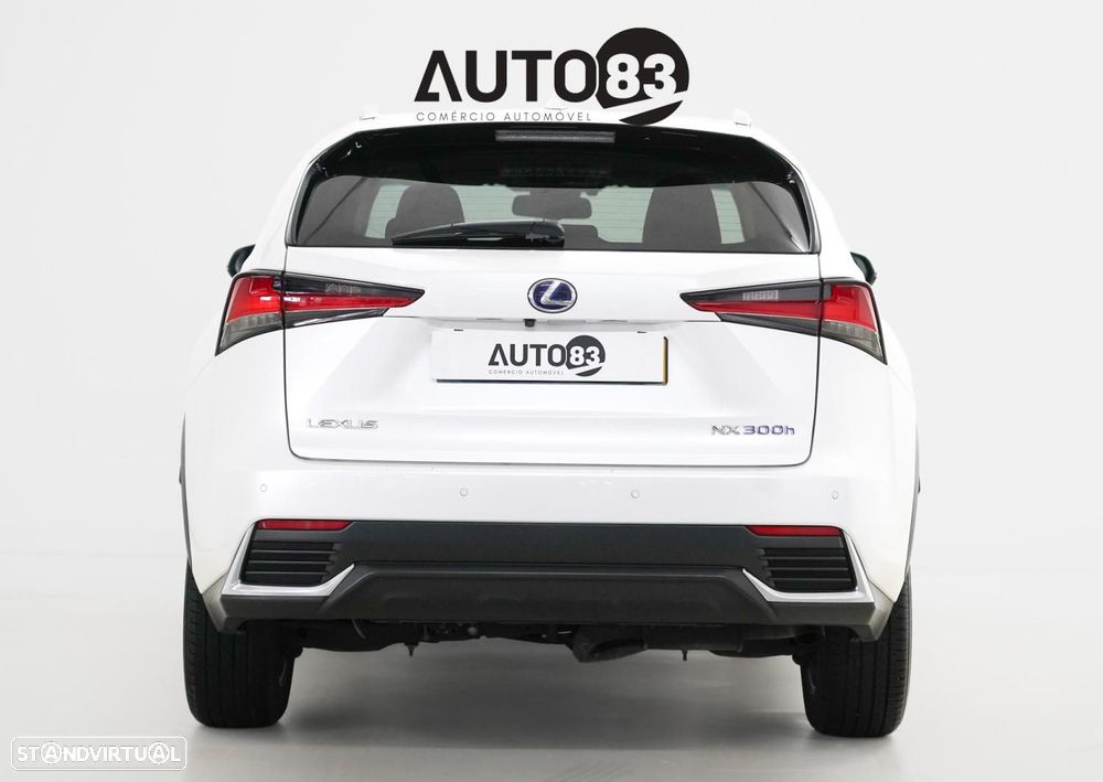 Lexus NX 300h Executive+ - 4