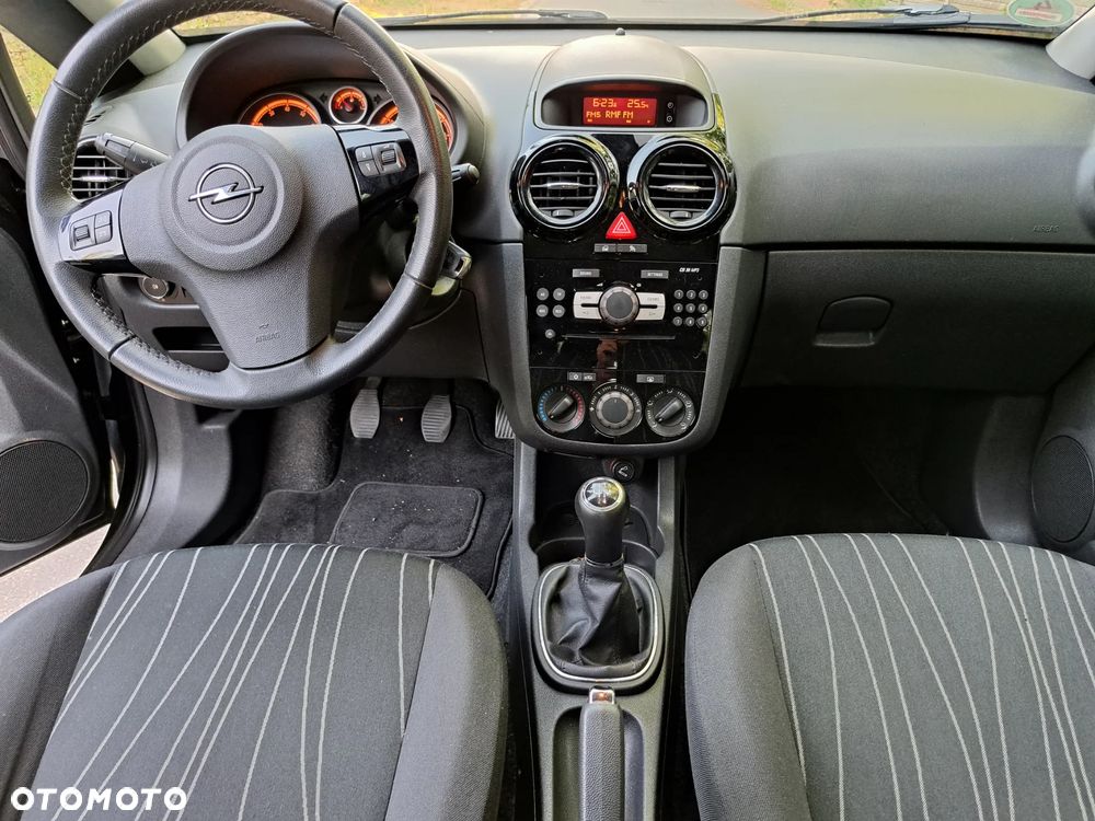 Opel Corsa - 13
