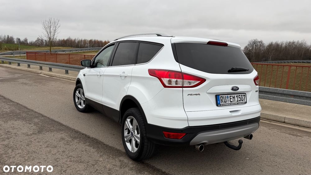 Ford Kuga 1.6 EcoBoost 2x4 Trend - 3