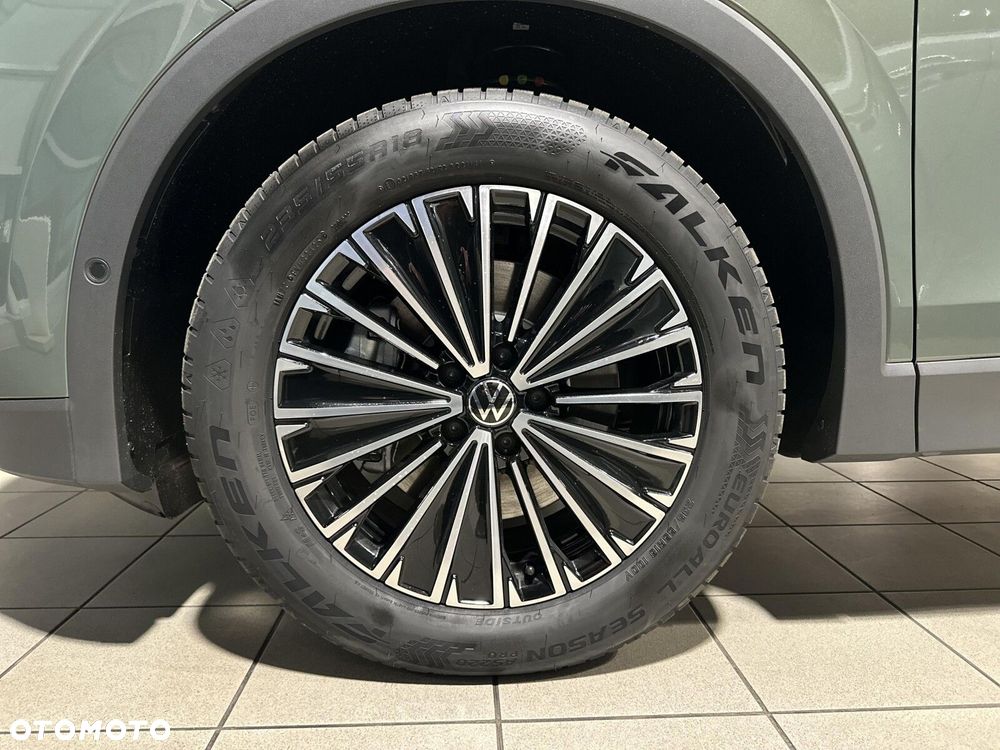 Volkswagen Tiguan - 18