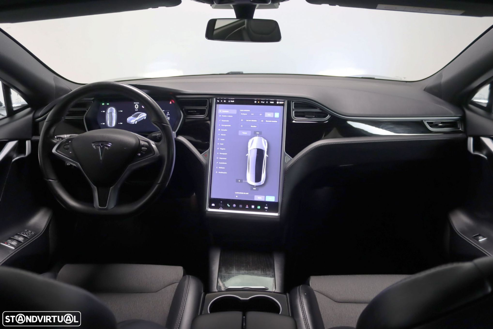 Tesla Model S - 24